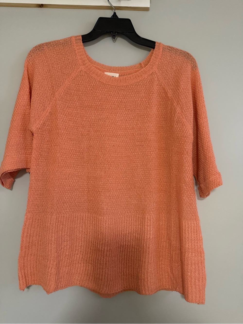 Lightweight Coral Knit Women's Sweater - Short Sleeve Crewneck